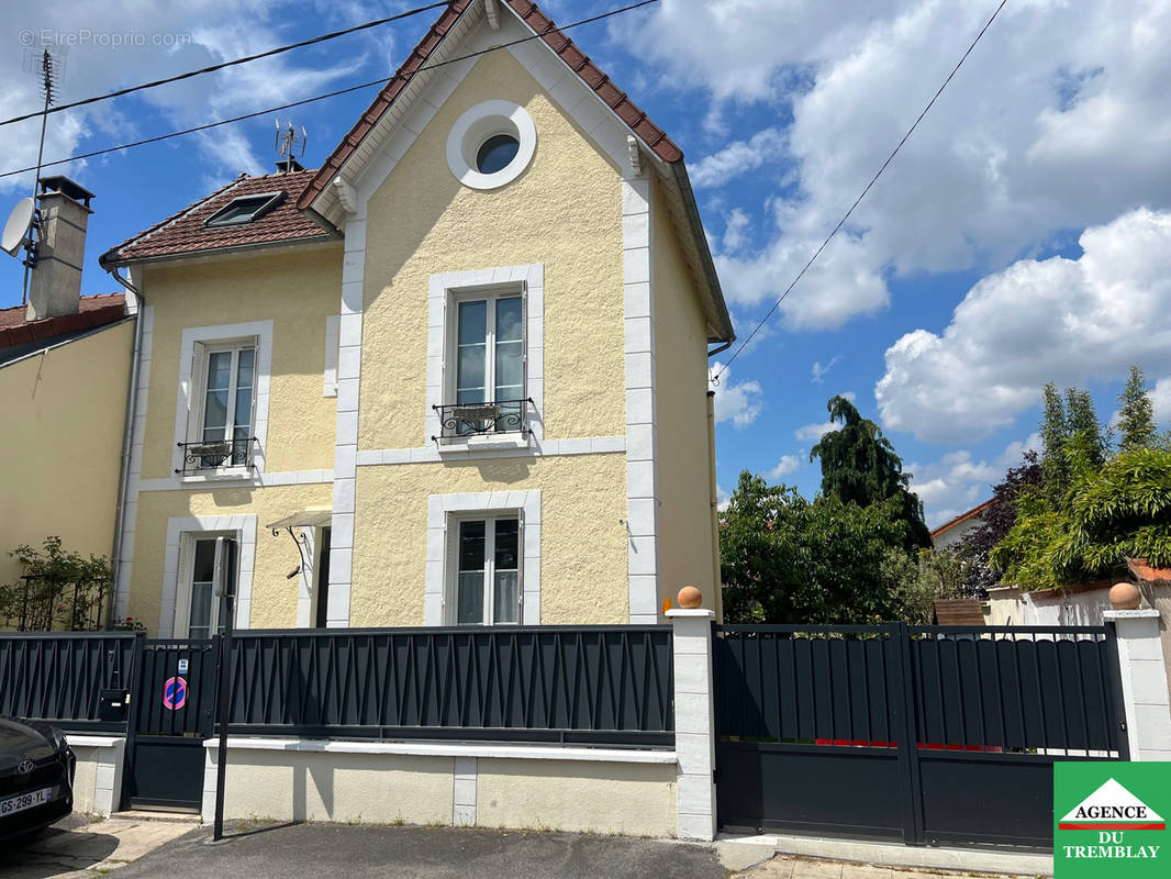 Maison à CHAMPIGNY-SUR-MARNE