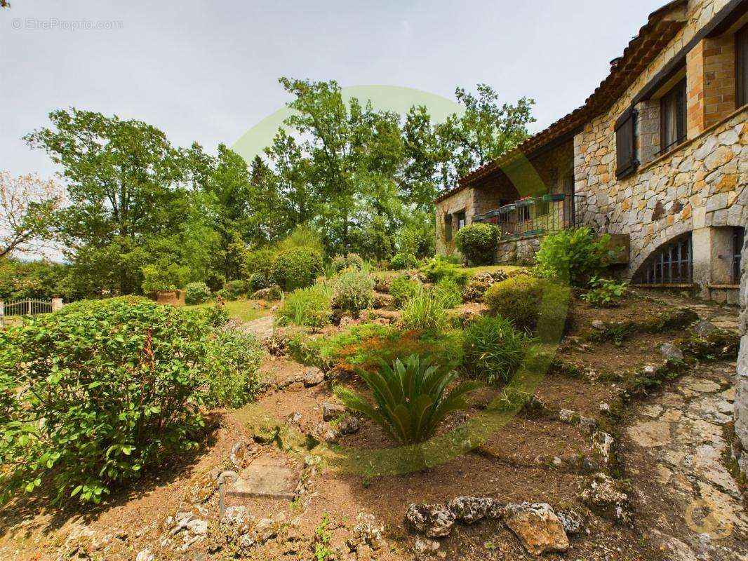 Maison à FAYENCE