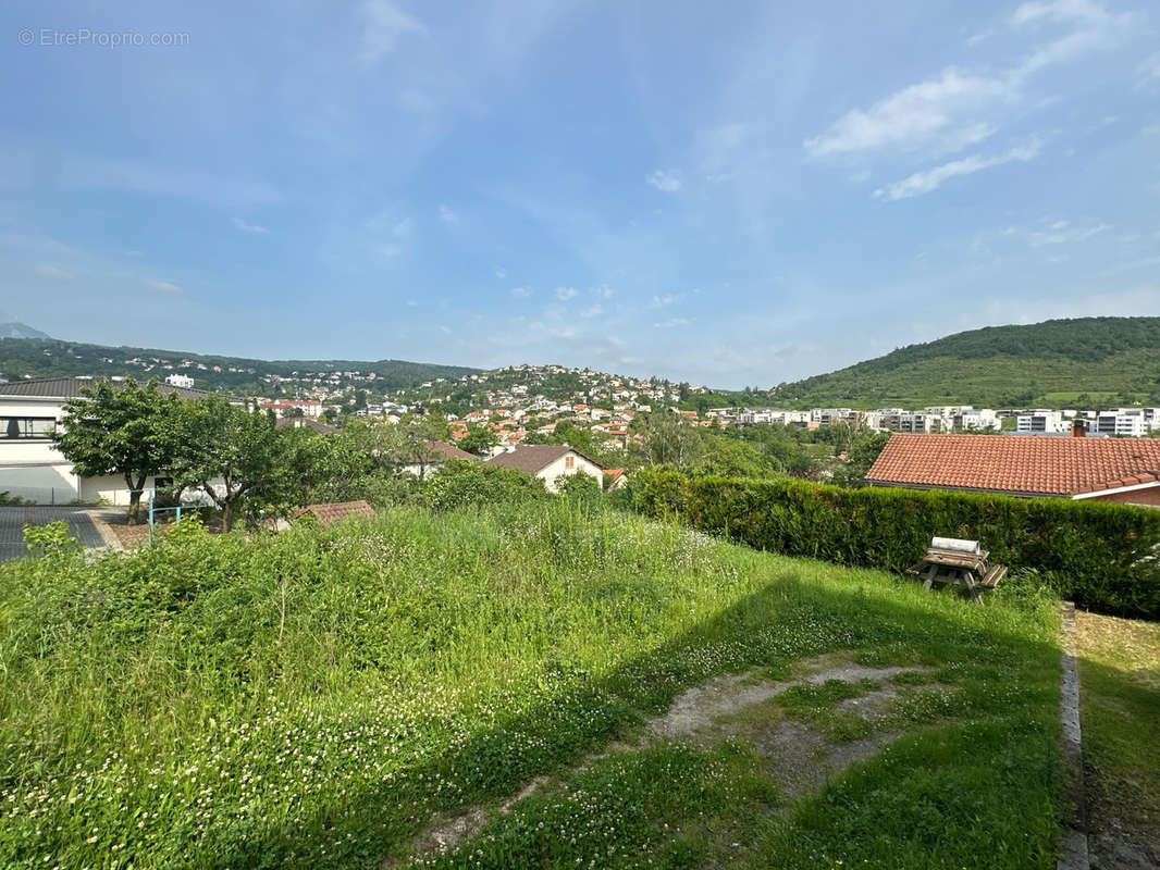 Terrain à CLERMONT-FERRAND