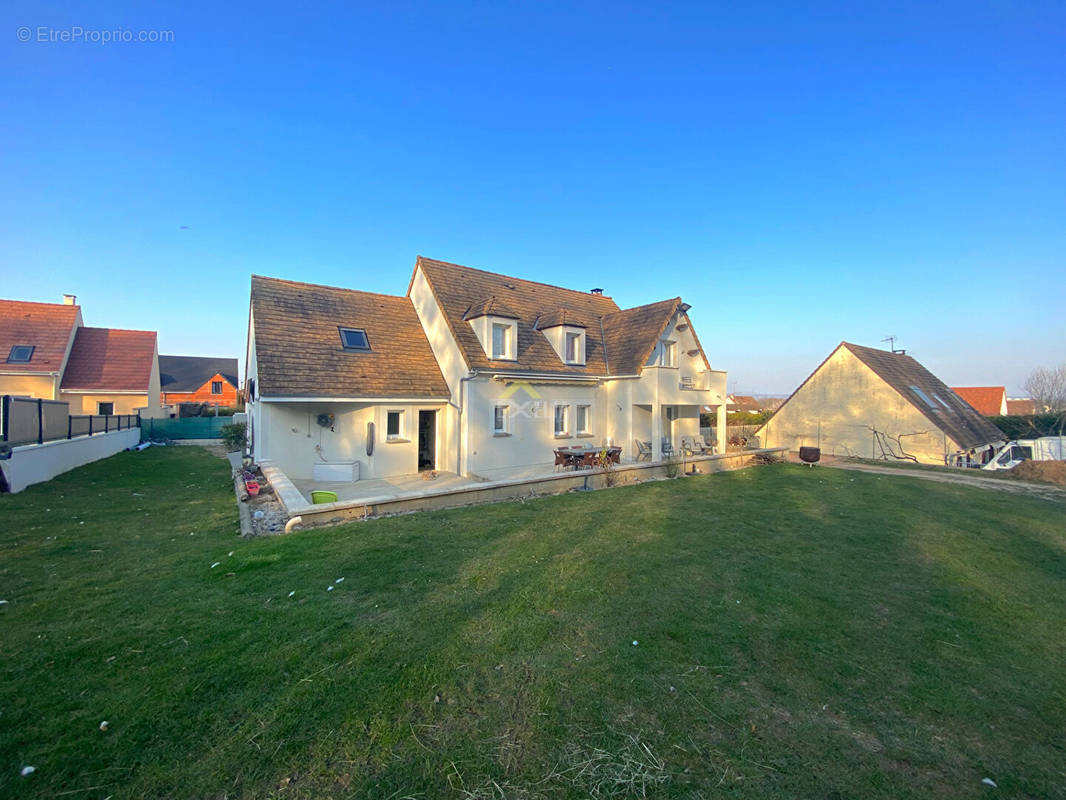 Maison à ROSNY-SUR-SEINE