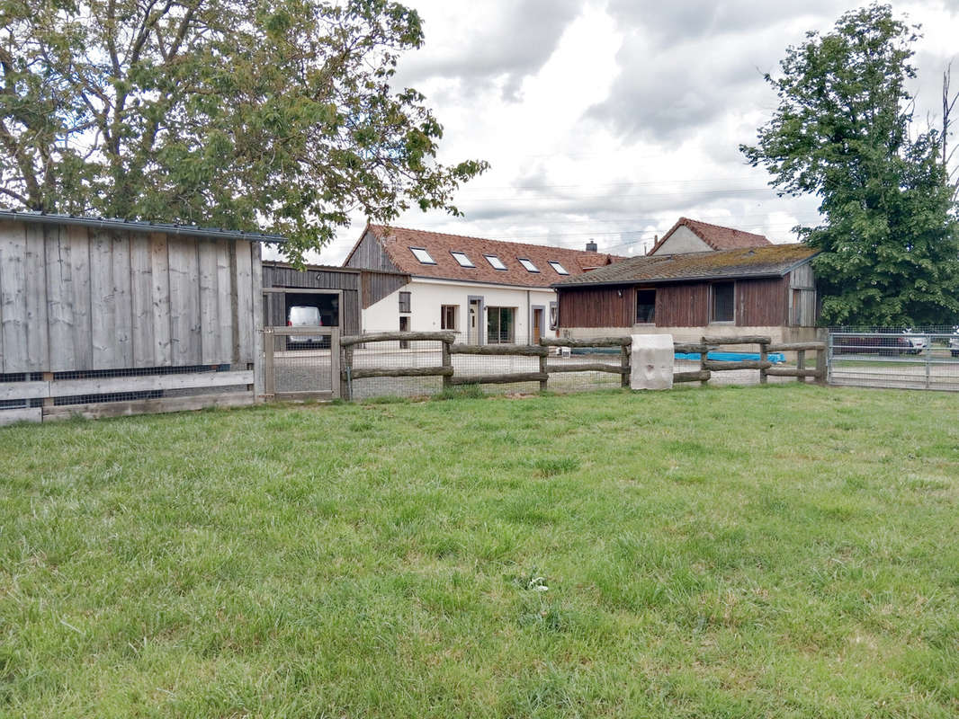 Maison à LAIGNE-EN-BELIN