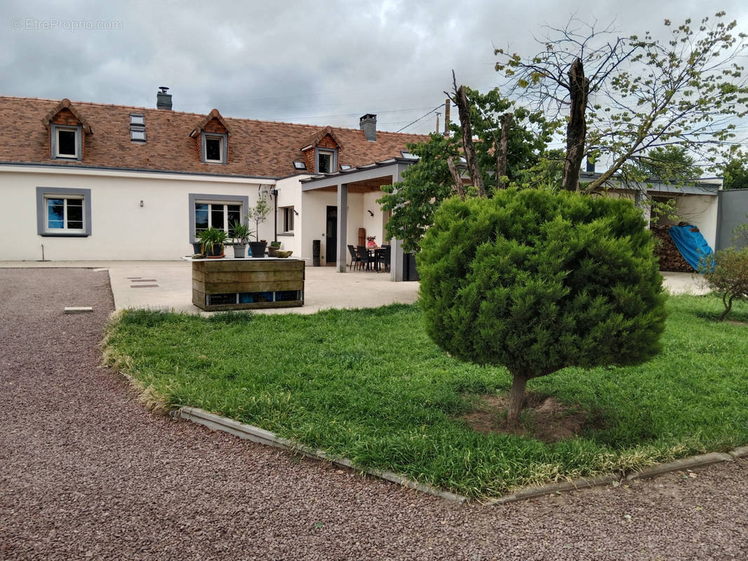 Maison à LAIGNE-EN-BELIN