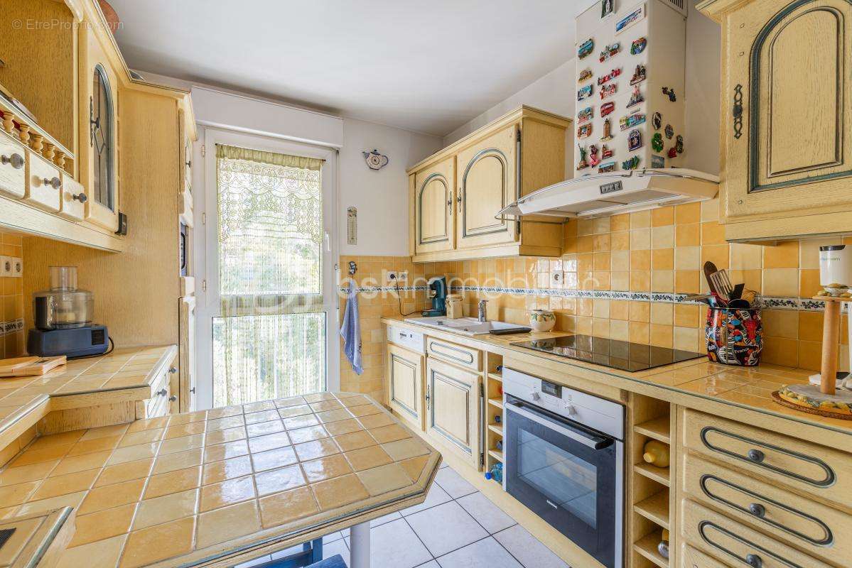 Appartement à HYERES