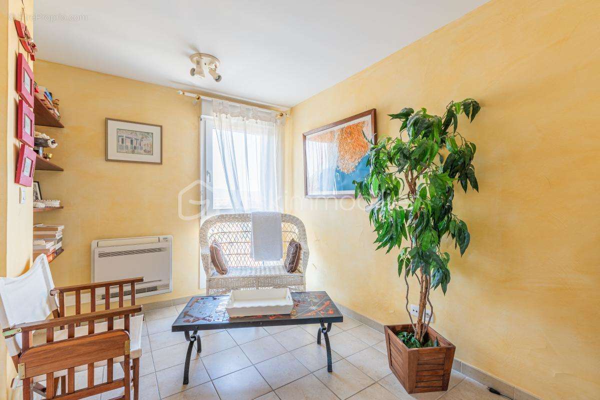 Appartement à HYERES