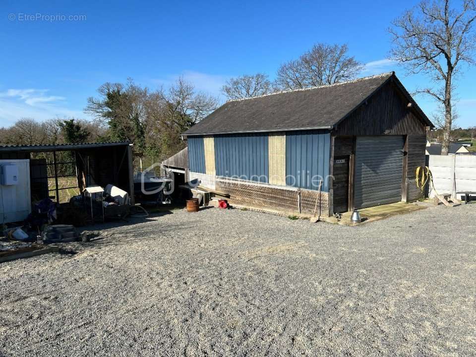 Maison à BAGUER-PICAN