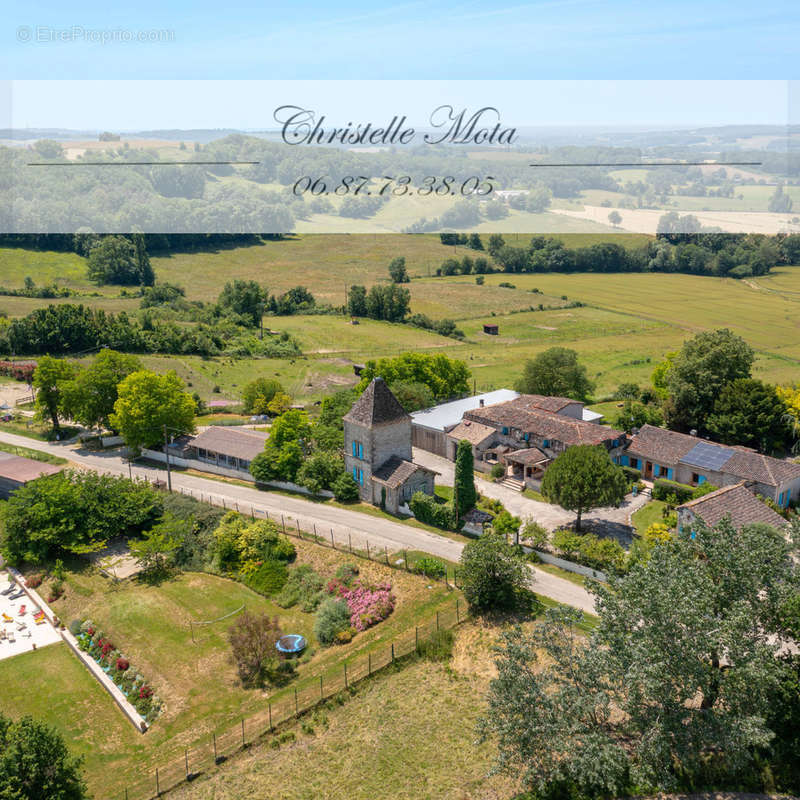 Maison à TOMBEBOEUF