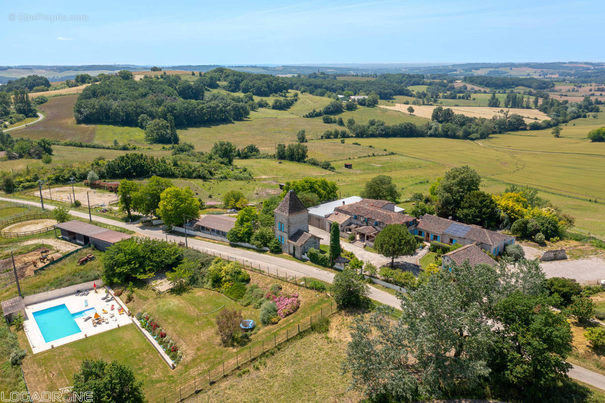 Maison à TOMBEBOEUF