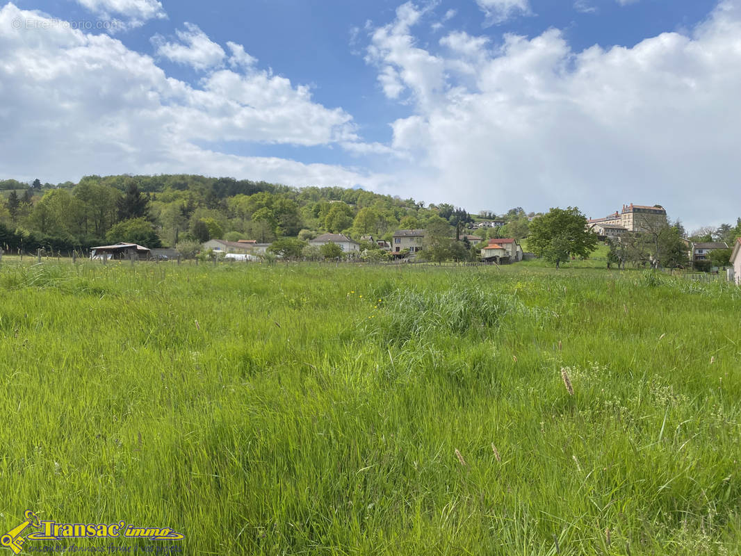 Terrain à COURPIERE