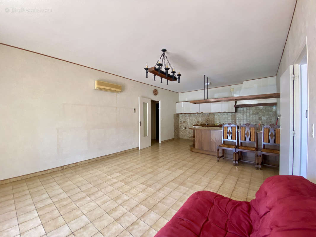 Appartement à VIAS