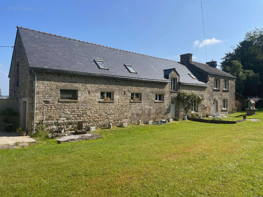 Maison à SAINT-BARTHELEMY