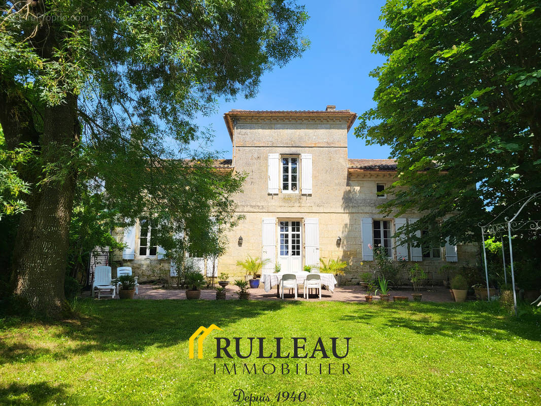 Maison à BLAYE