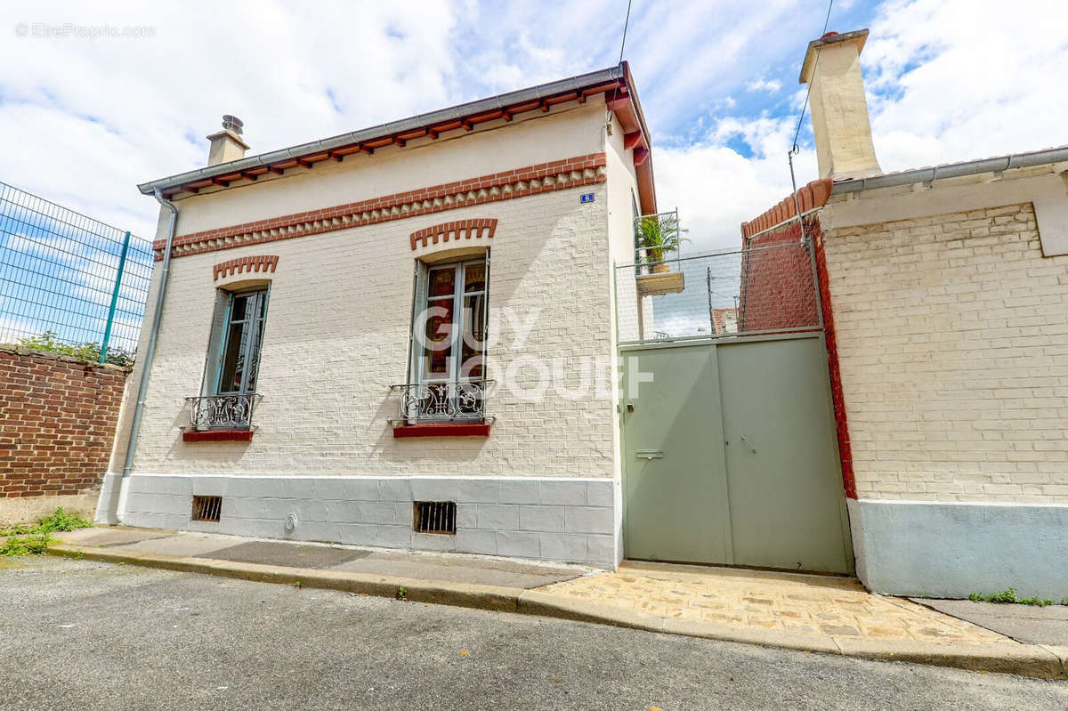 Maison à SAINT-OUEN