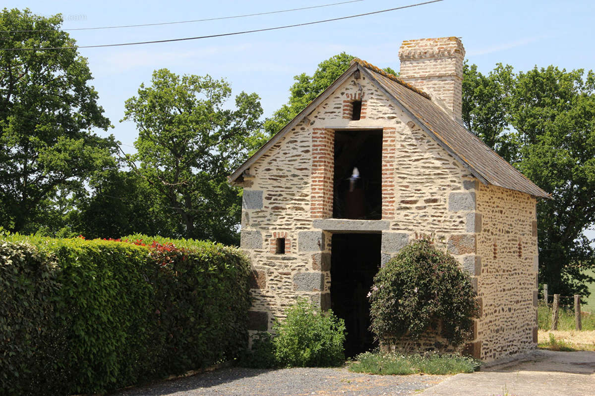 Maison à JAVRON-LES-CHAPELLES