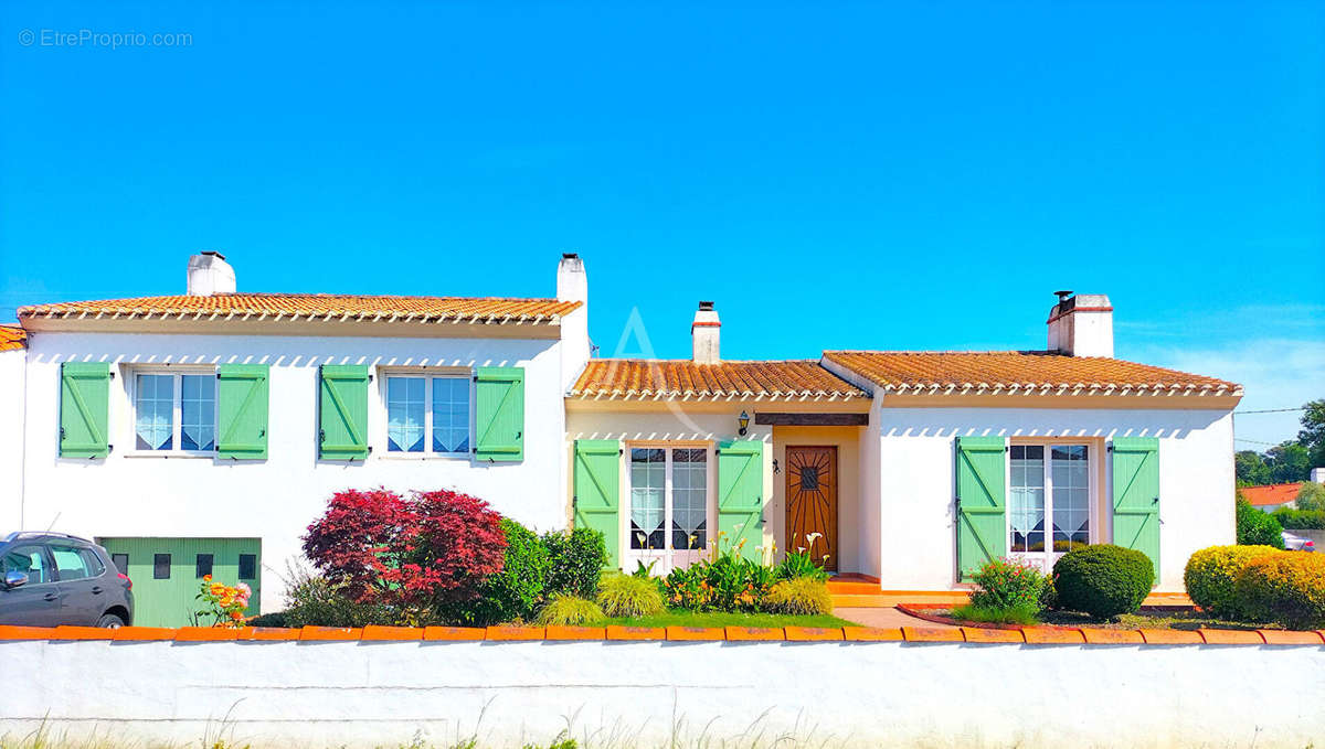 Maison à BEAUVOIR-SUR-MER