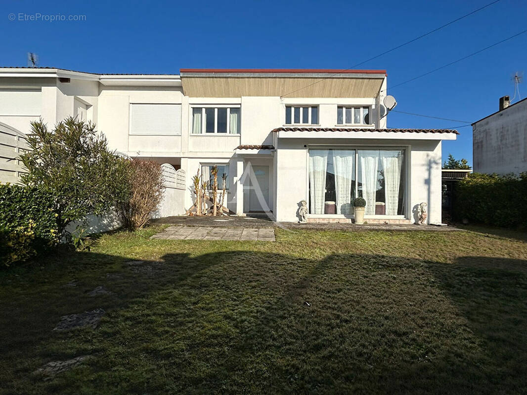 Maison à SAINT-MEDARD-EN-JALLES