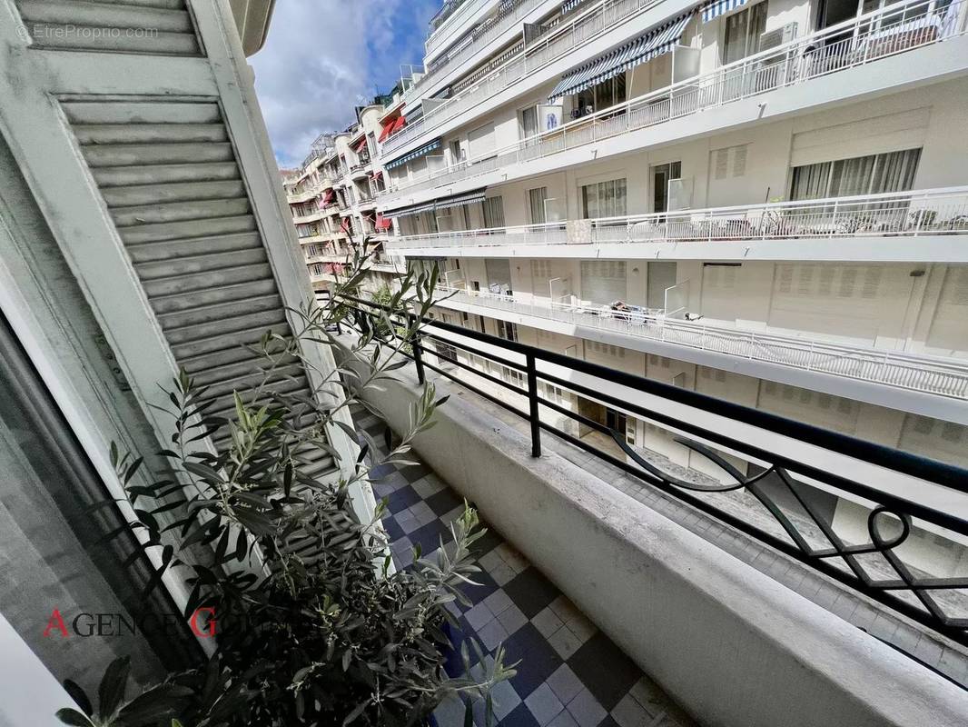 Appartement à NICE