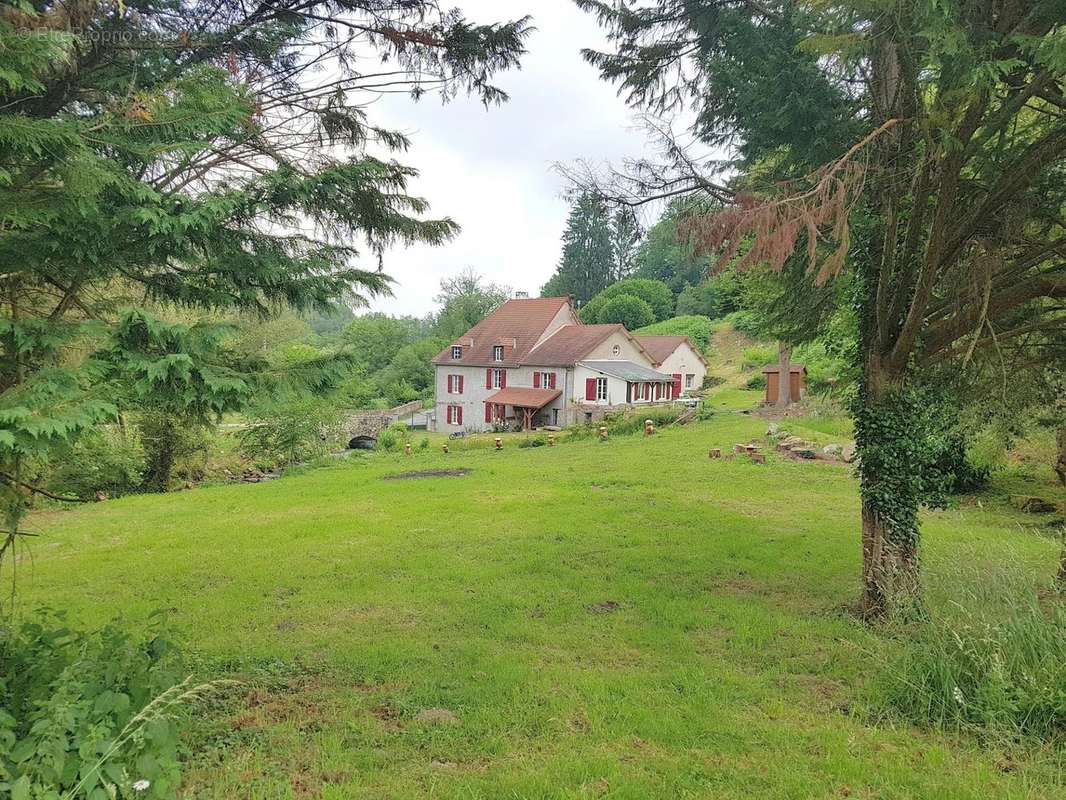 Maison à LA SOUTERRAINE