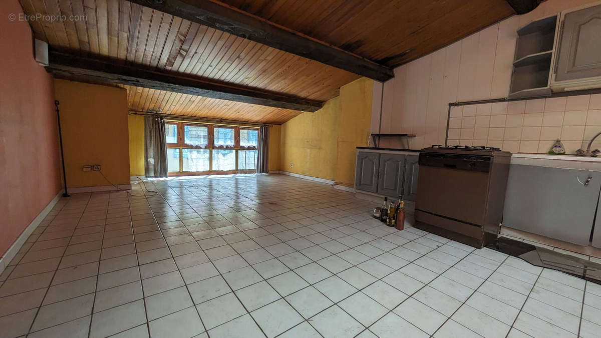 Appartement à CUXAC-D&#039;AUDE