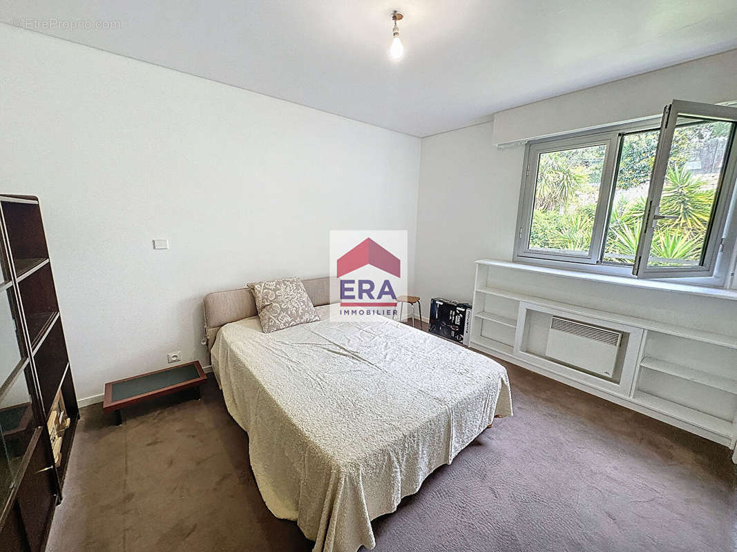 Appartement à EZE