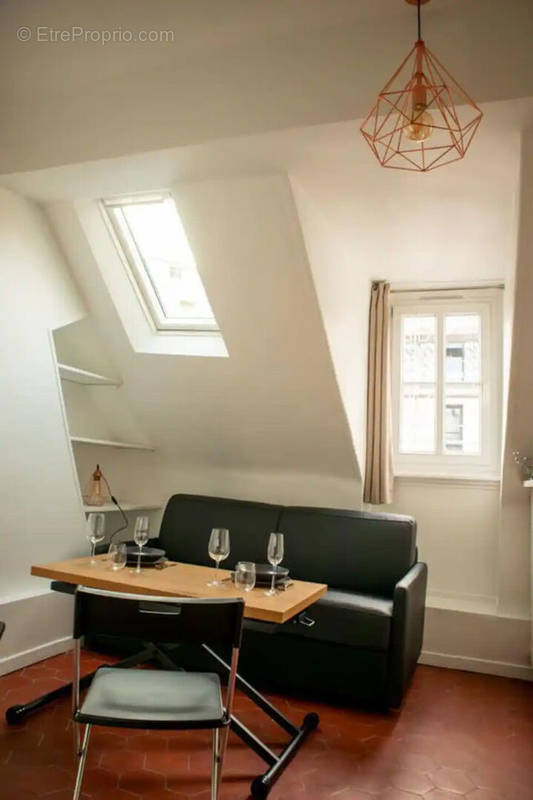 Appartement à PARIS-12E