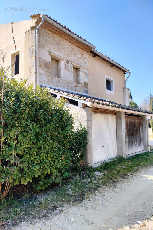 Maison à BOLLENE