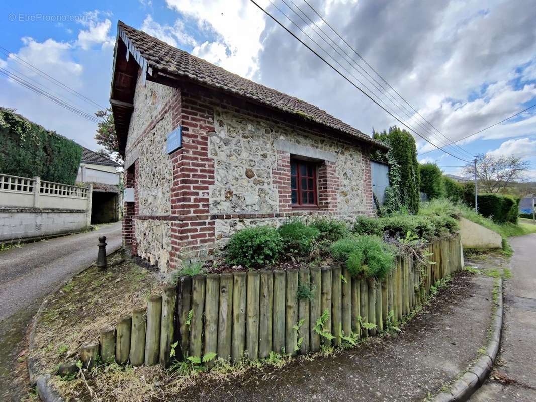 Maison à BRIONNE