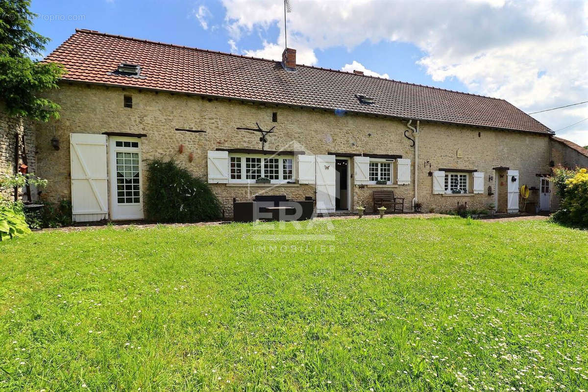 Maison à AUTRUY-SUR-JUINE