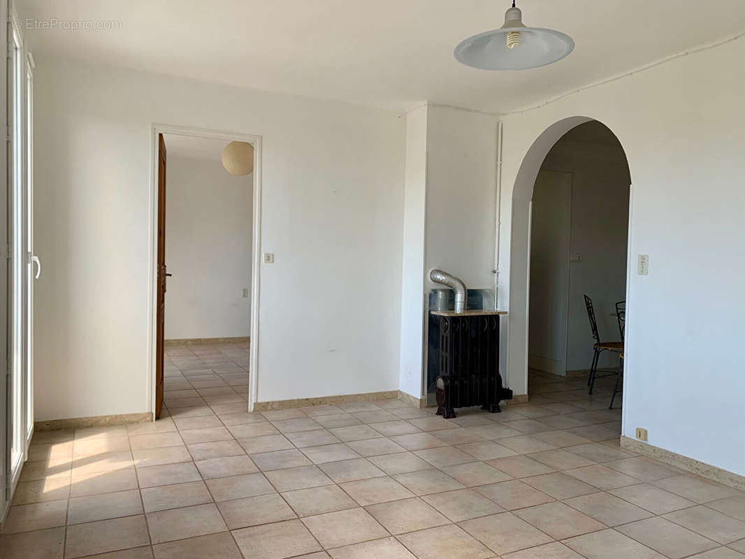 Appartement à MARSEILLE-9E