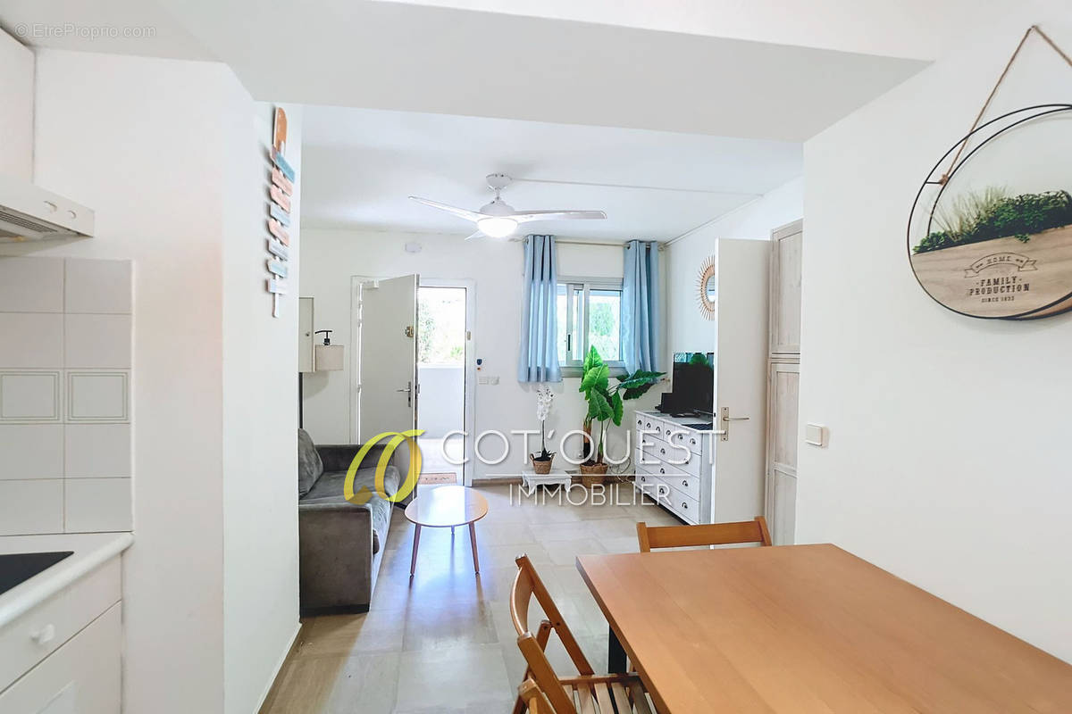 Appartement à VILLENEUVE-LOUBET