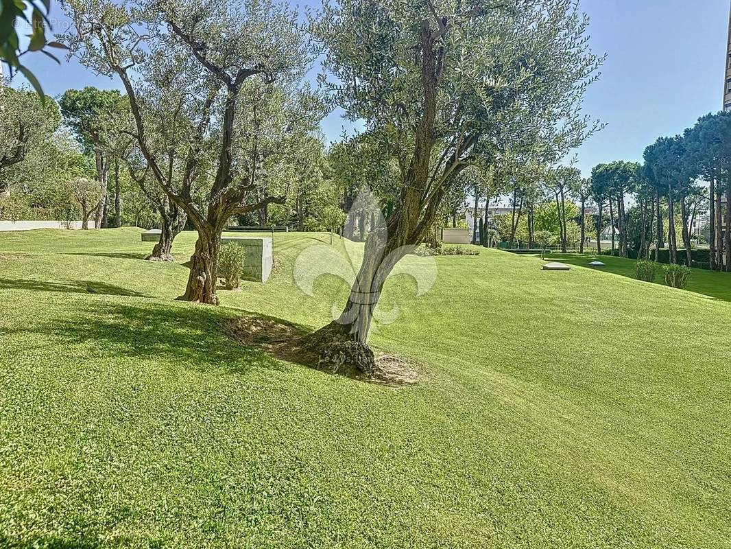 Appartement à LE CANNET