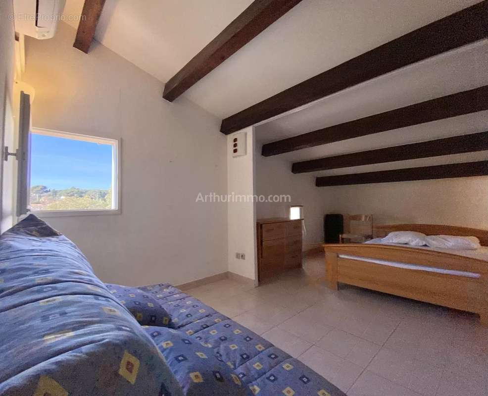 Appartement à FREJUS