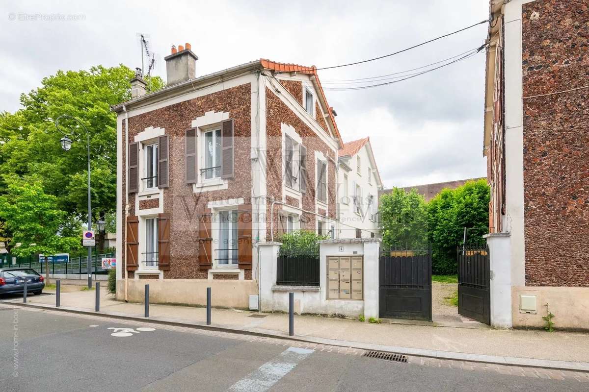 Appartement à NOGENT-SUR-MARNE