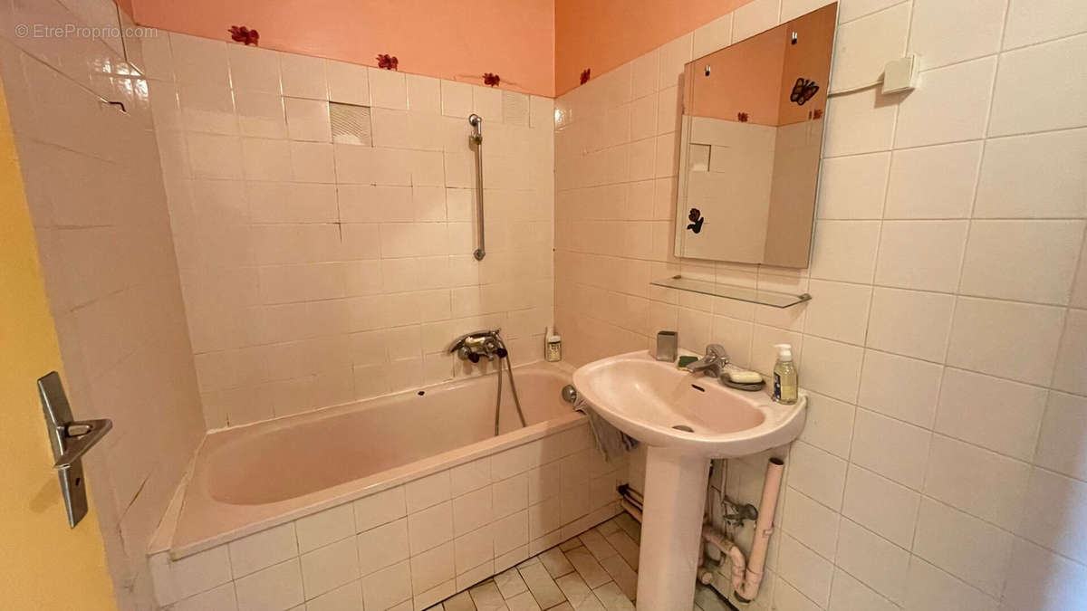 Appartement à PARIS-12E