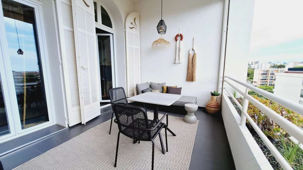 Appartement à CANNES