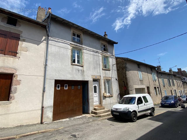 Maison à BOURGANEUF