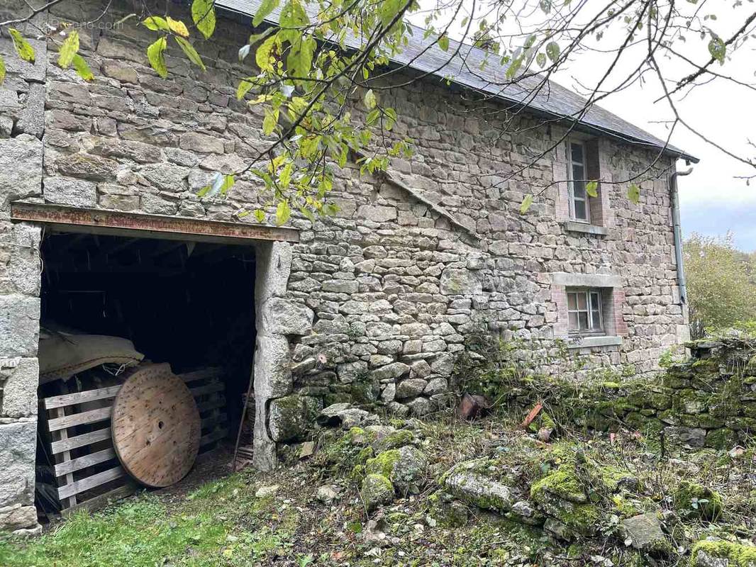 Maison à FAUX-LA-MONTAGNE