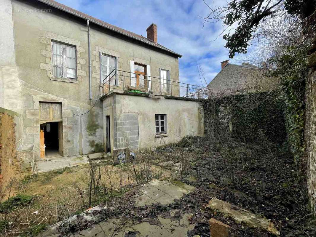 Maison à BENEVENT-L&#039;ABBAYE