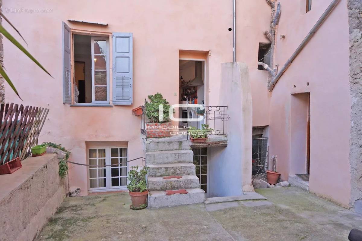 Appartement à GRASSE