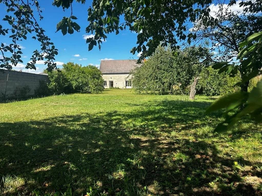 Maison à BESSEY-LES-CITEAUX