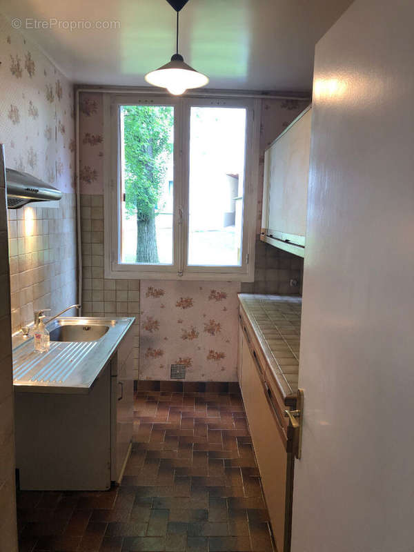 Appartement à BUC