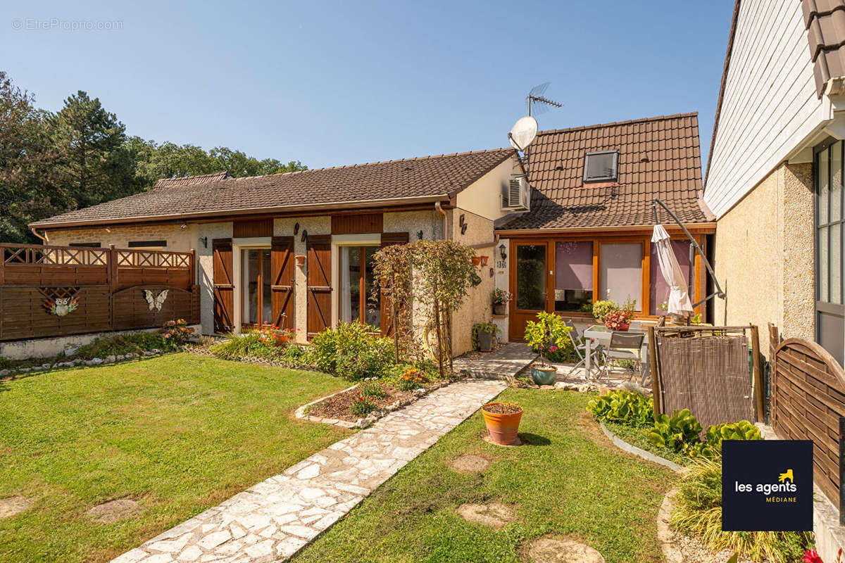 Maison à FLEVILLE-DEVANT-NANCY