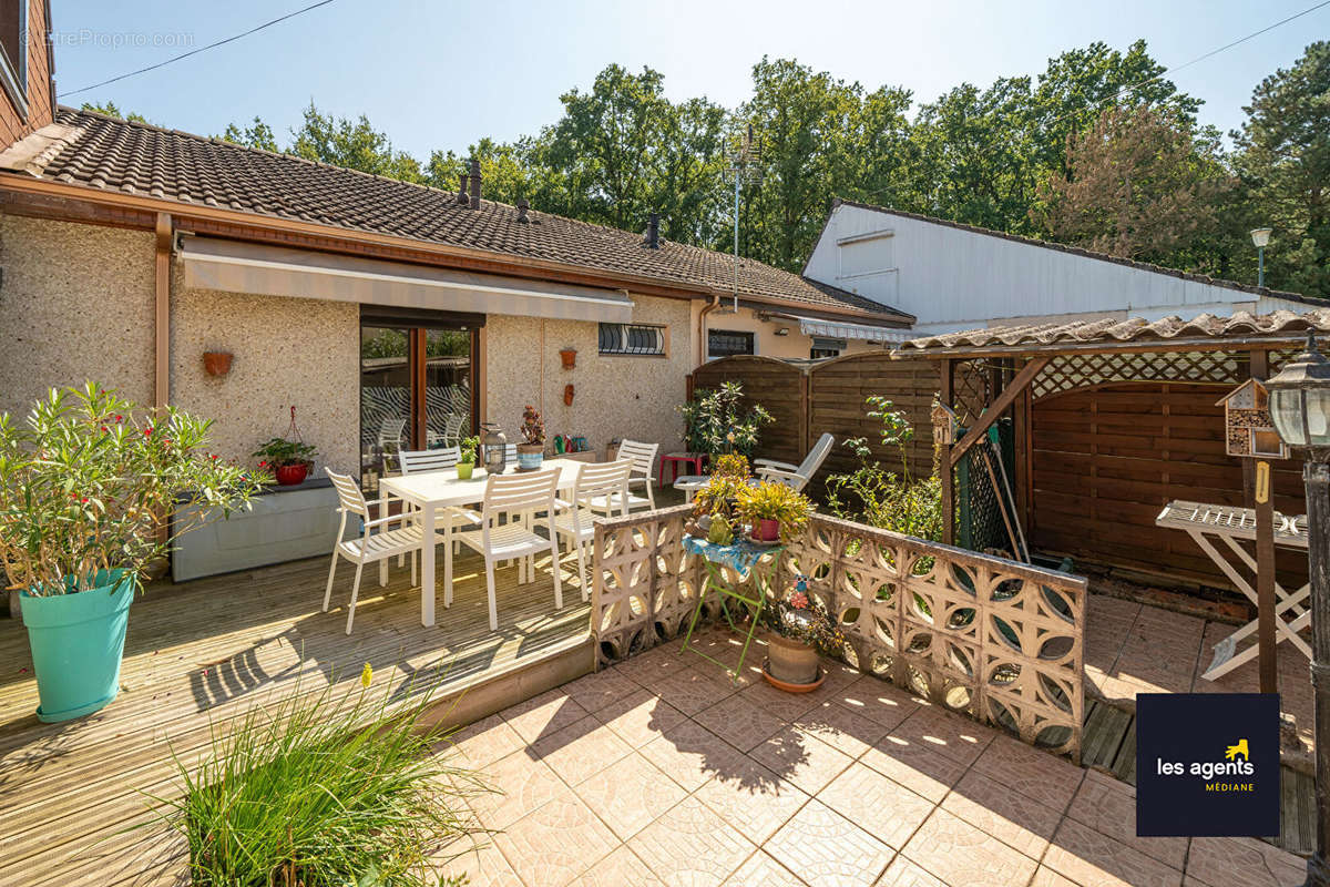 Maison à FLEVILLE-DEVANT-NANCY