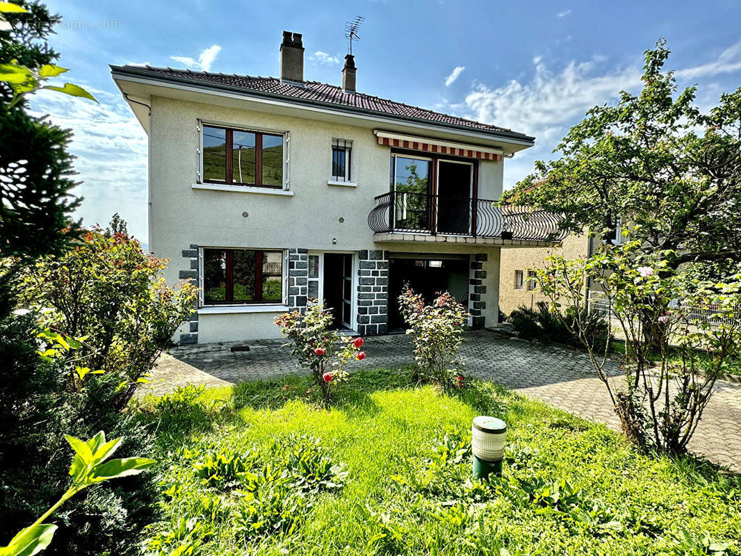 Maison à CLERMONT-FERRAND