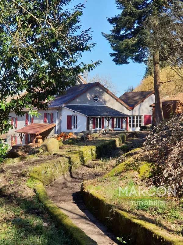 Maison à LA SOUTERRAINE