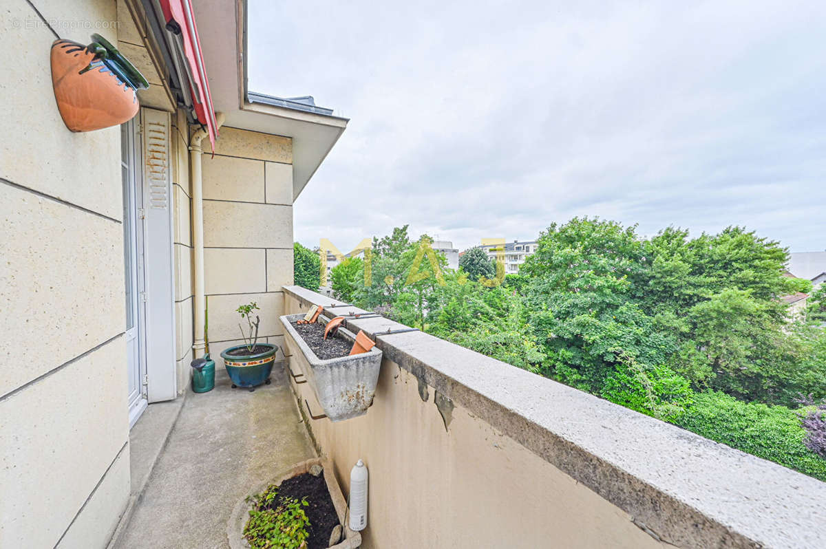 Appartement à LE PERREUX-SUR-MARNE