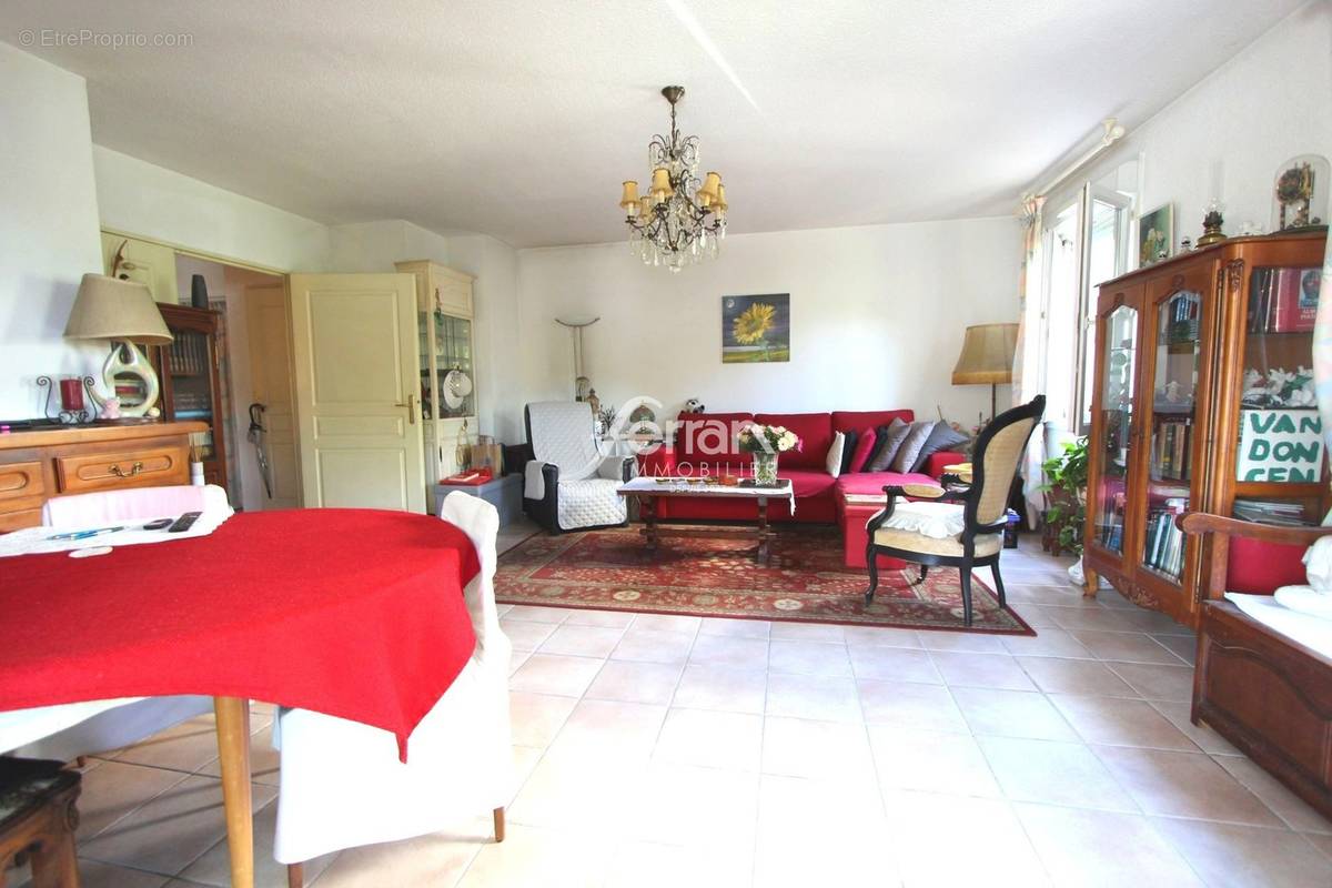 Appartement à DRAGUIGNAN