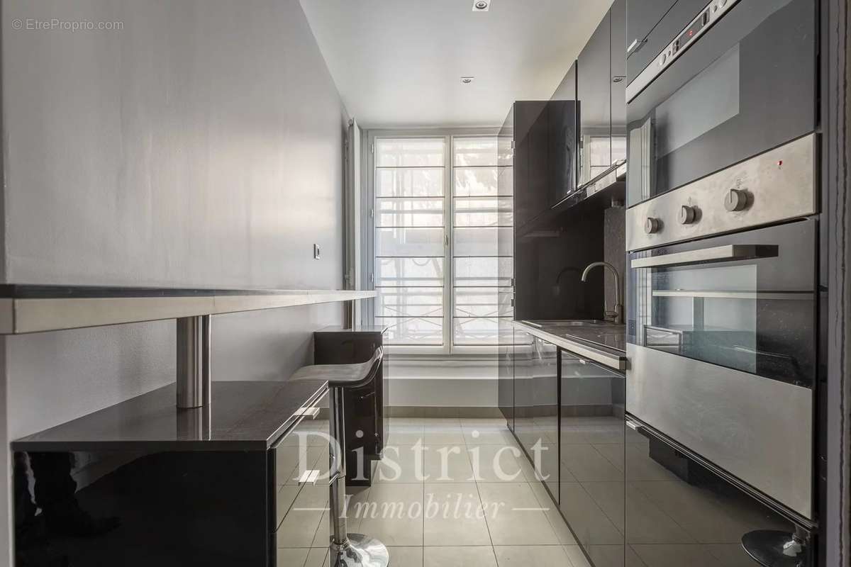 Appartement à PARIS-4E