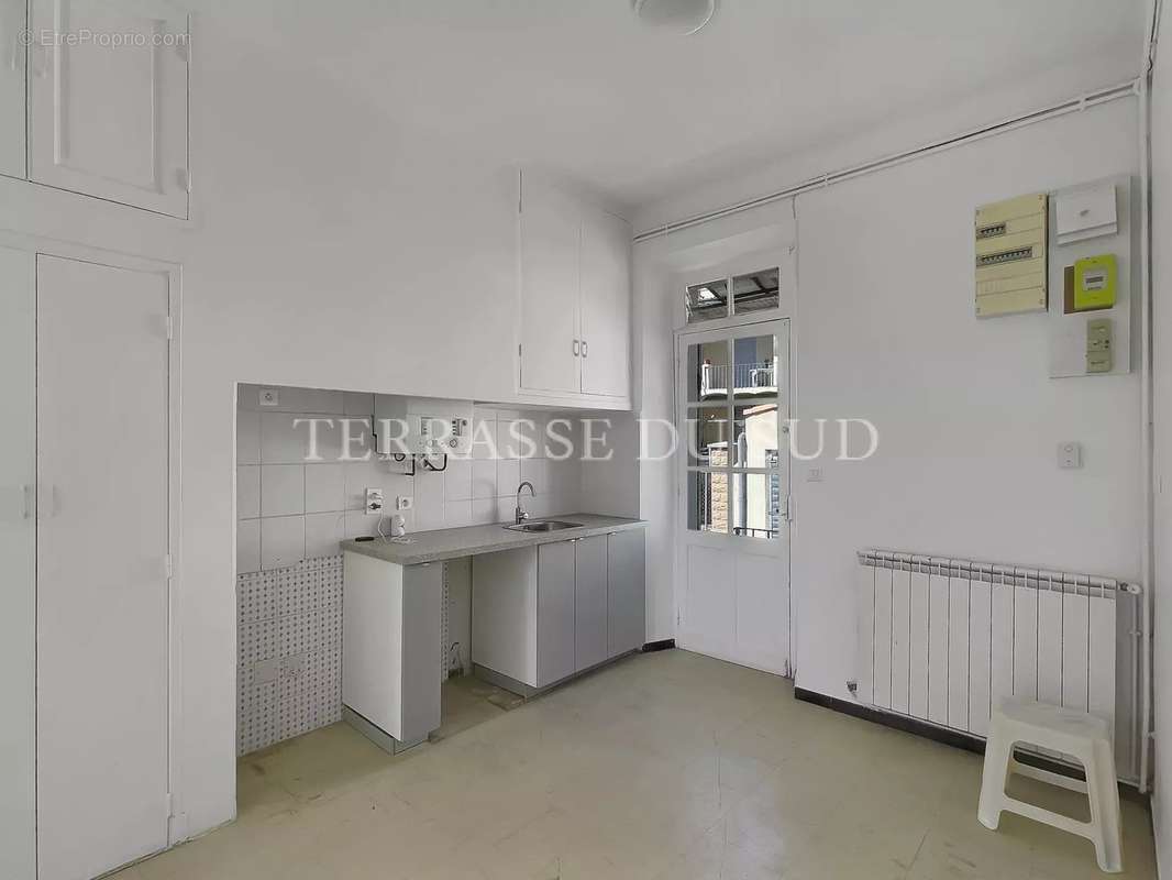 Appartement à MARSEILLE-16E