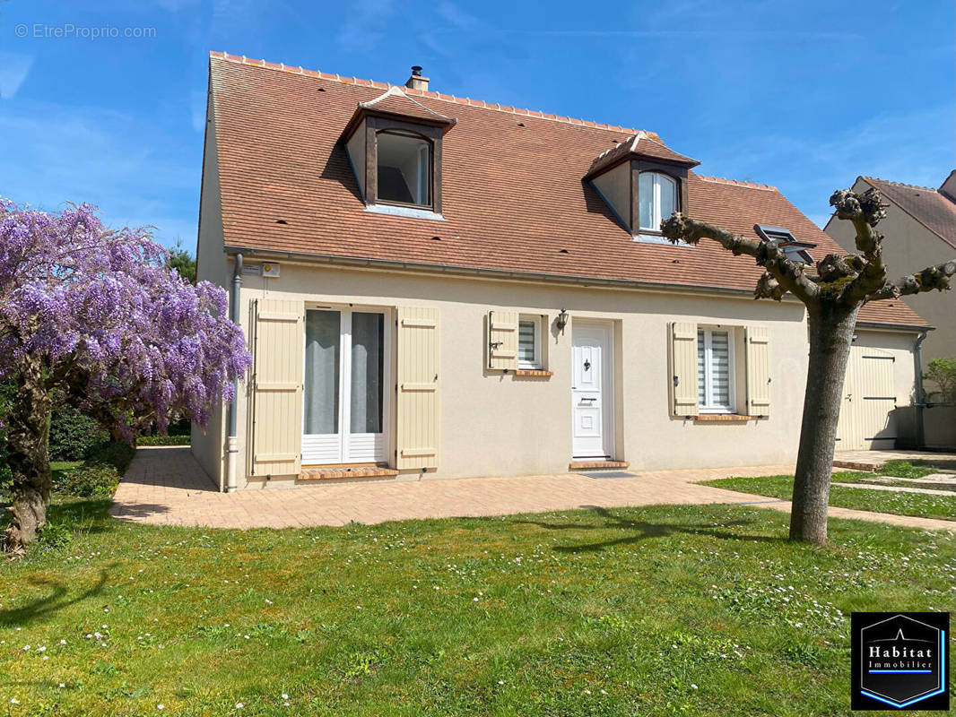 Maison à SENLIS