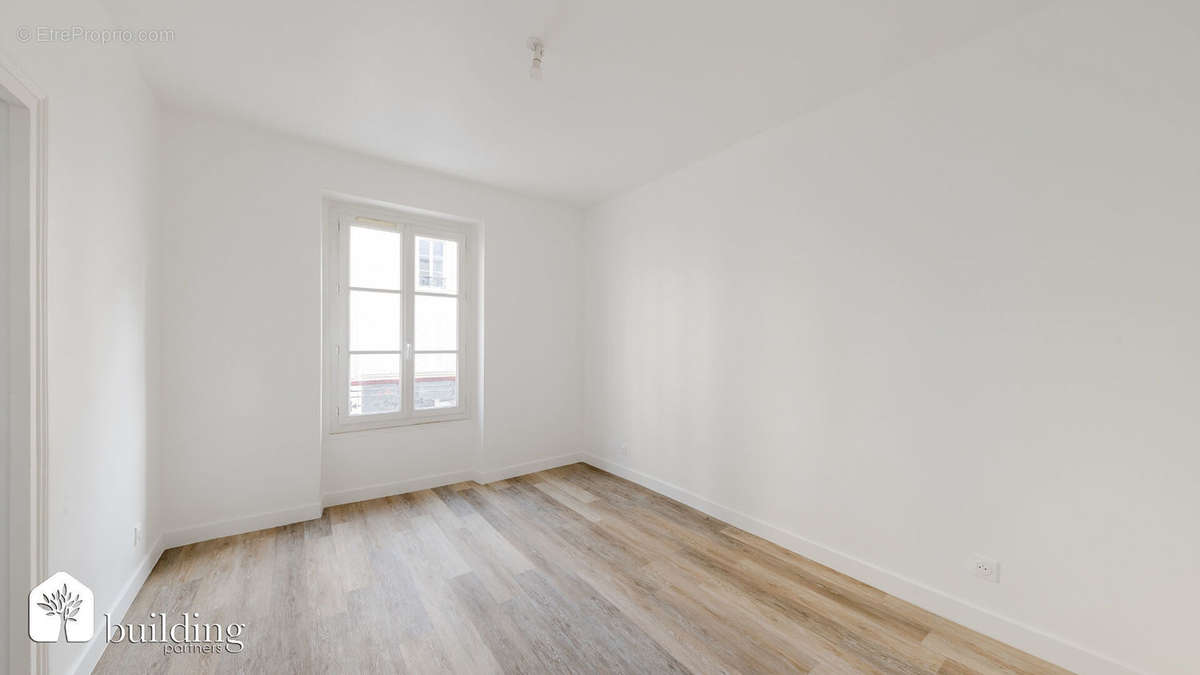 Appartement à LEVALLOIS-PERRET